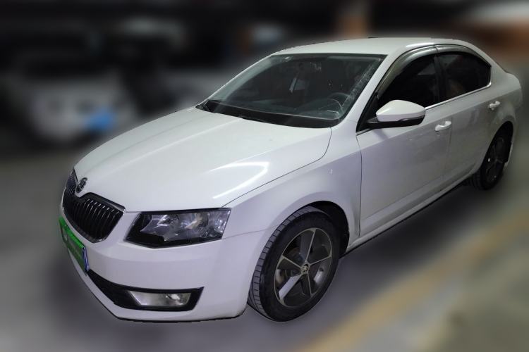 Used Skoda Octavia 2015 1.6L Manual Yijie Edition Guazi used car, China used car export, Used car for sale, Used Skoda cars, Cheapest cars for sale