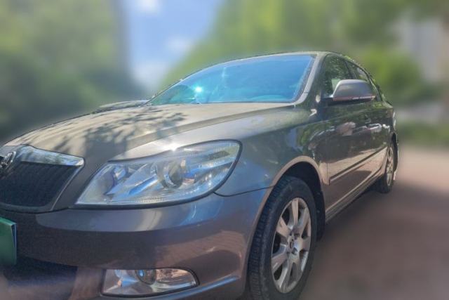 Used Skoda Octavia 2015 Classic Model 1.6L Manual Yijie Edition