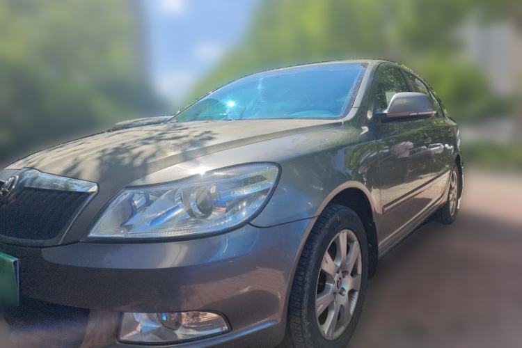 Used Skoda Octavia 2015 Classic Model 1.6L Manual Yijie Edition Guazi used car, China used car export, Used car for sale, Used  cars, Cheapest cars for sale
