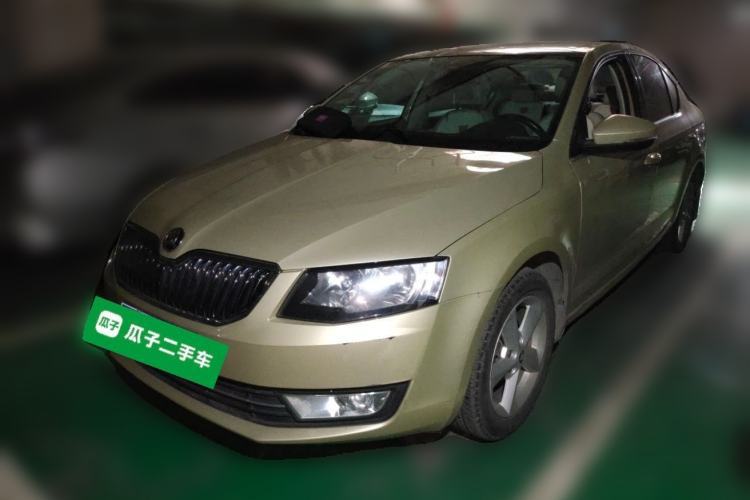 Used Skoda Octavia 2015 1.6L Automatic Yijie Edition Guazi used car, China used car export, Used car for sale, Used cars, Cheapest cars for sale