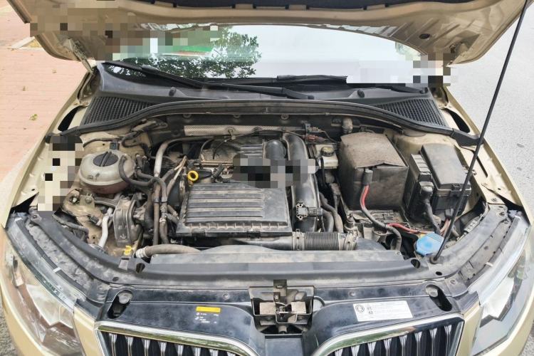 Used Skoda Octavia 2015 1.4TSI DSG Elegance Edition Engine Bay