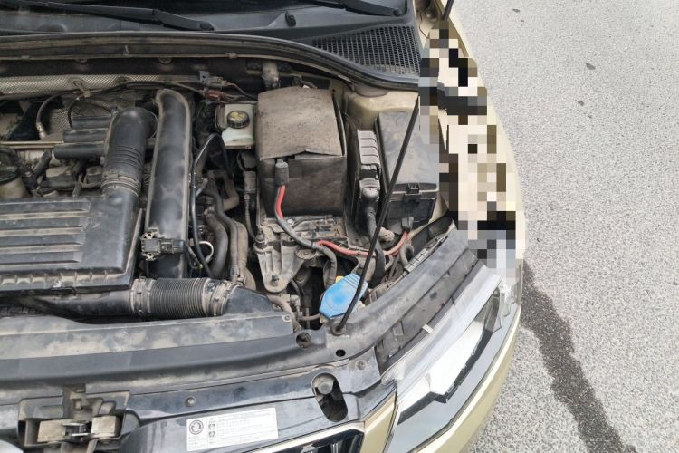 Used Skoda Octavia 2015 1.4TSI DSG Elegance Edition Engine Bay Left