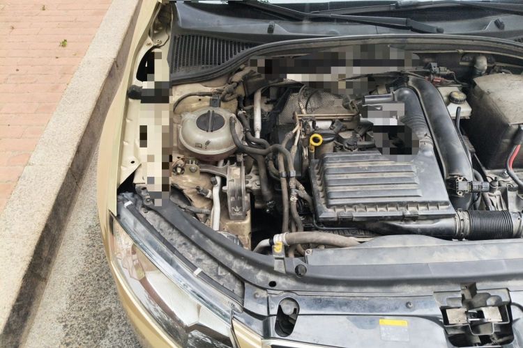 Used Skoda Octavia 2015 1.4TSI DSG Elegance Edition Engine Bay Right