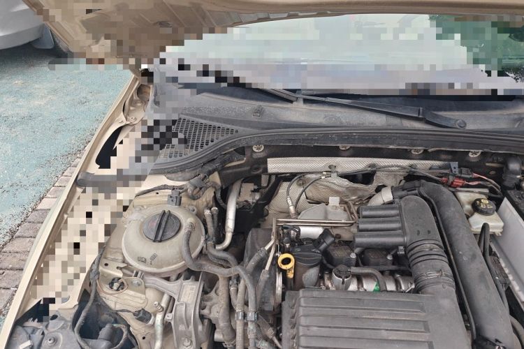 Used Skoda Octavia 2015 1.4TSI DSG Yijun Edition Engine Bay Right