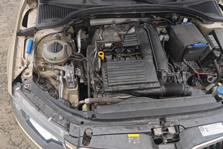 Used Skoda Octavia 2015 1.4TSI DSG Eado Edition Engine Bay Right
