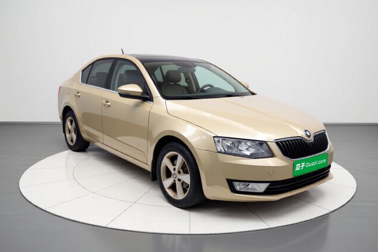 Used Skoda Octavia 2015 1.6L Automatic Yijun Edition Exterior 1