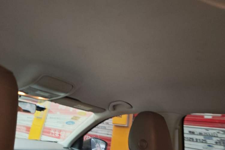 Used Skoda Octavia 2015 1.6L Automatic Yijie Edition Headliner