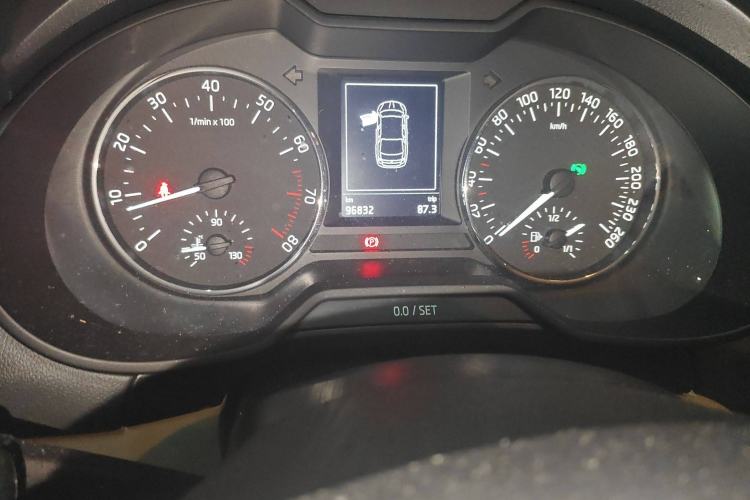 Used Skoda Octavia 2015 1.6L Automatic Yijun Edition Instrument Cluster