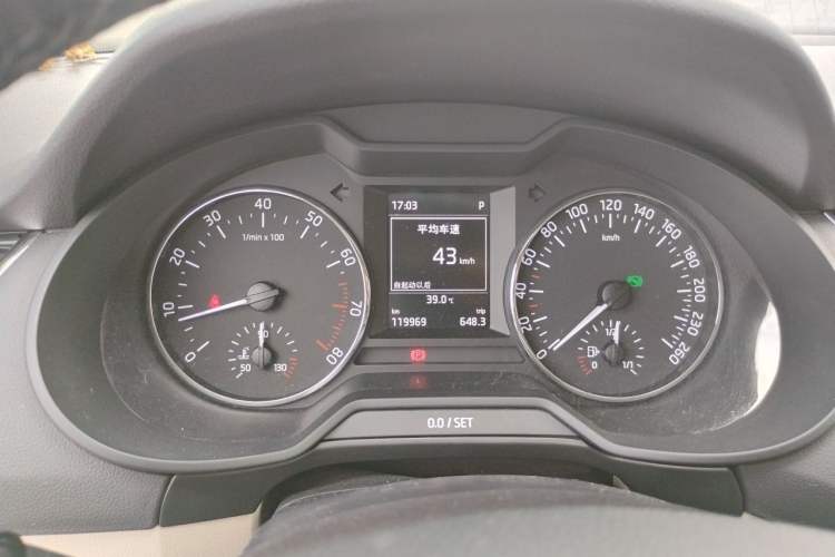 Used Skoda Octavia 2015 1.4TSI DSG Yijun Edition Instrument Cluster