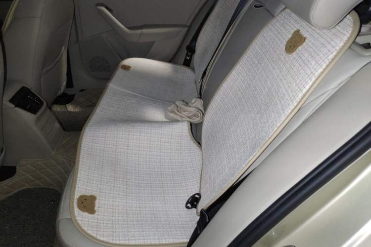 Used Skoda Octavia 2015 1.6L Automatic Yijie Edition Left Rear Seat