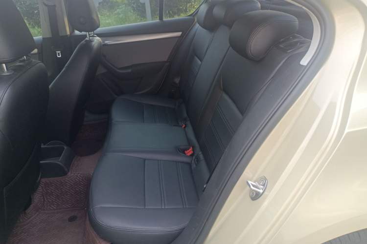 Used Skoda Octavia 2015 1.6L Automatic Eado Edition Left Rear Seat