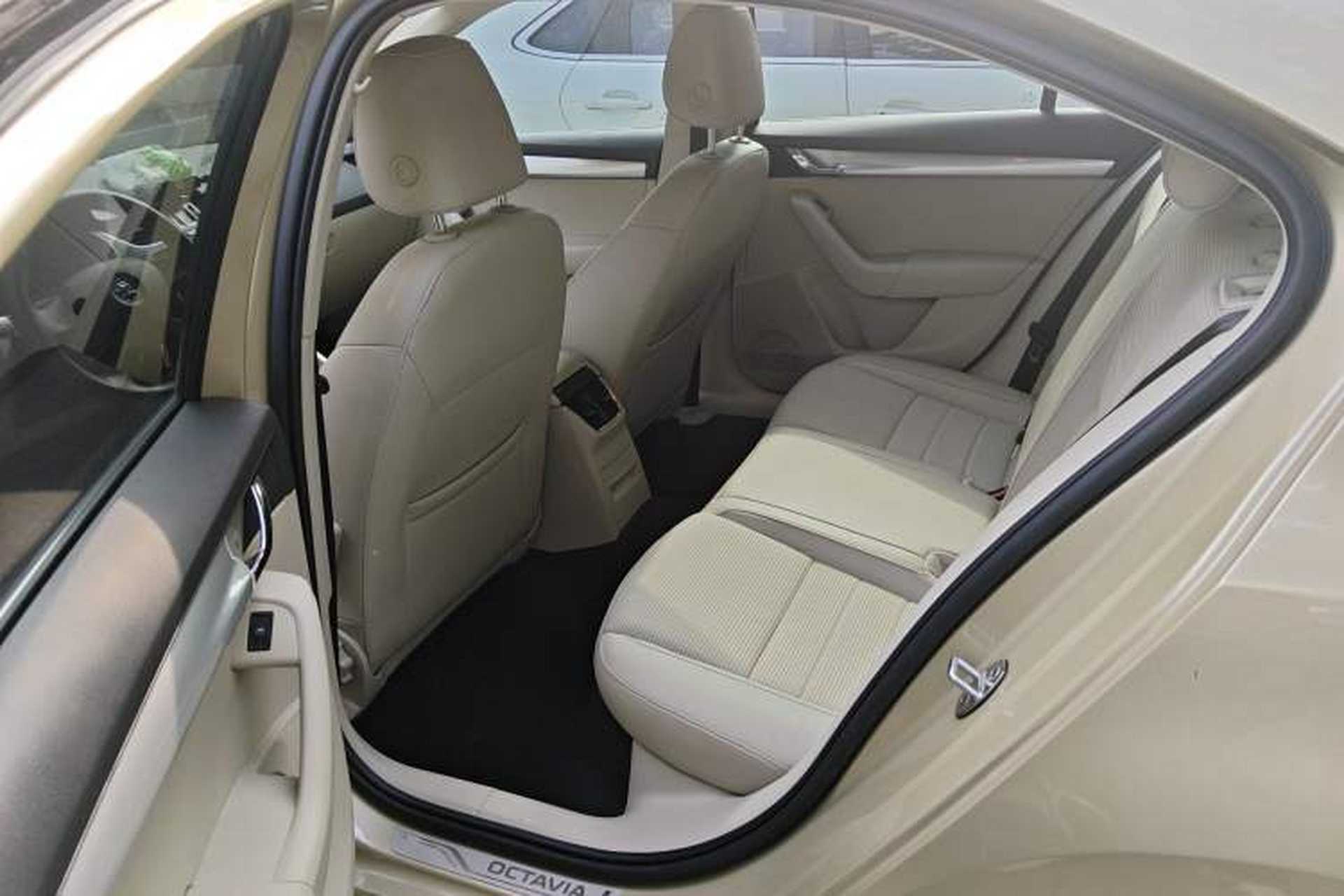 Used Skoda Octavia 2015 1.6L Automatic Yijie Edition Left Rear Seat