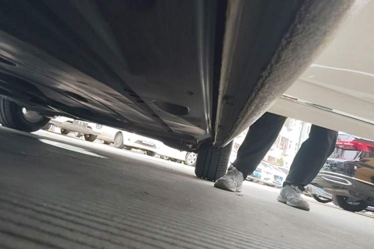 Used Skoda Octavia 2015 1.6L Automatic Yijie Edition Left Side Sill