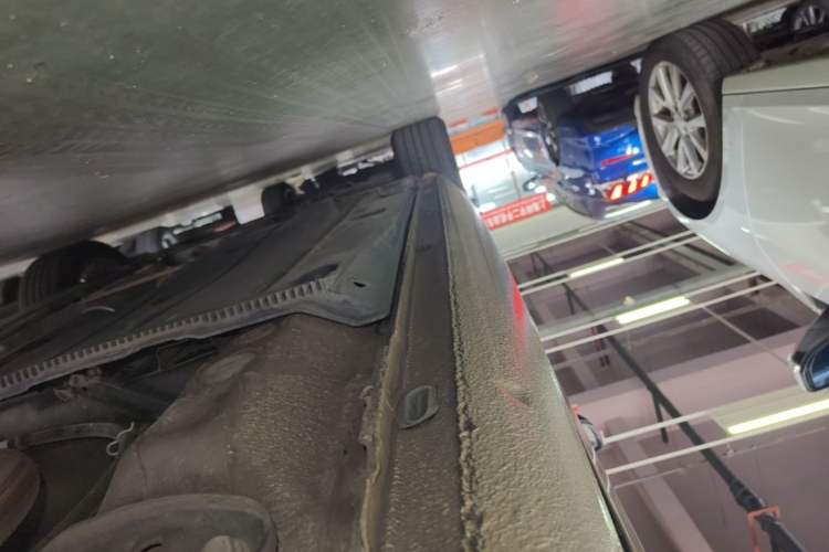 Used Skoda Octavia 2015 1.6L Automatic Yijun Edition Left Side Sill