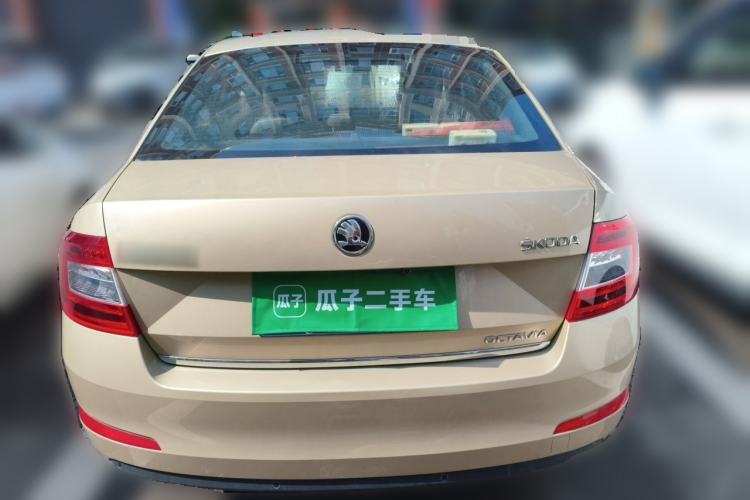 Used Skoda Octavia 2015 1.6L Automatic Yijun Edition Rear