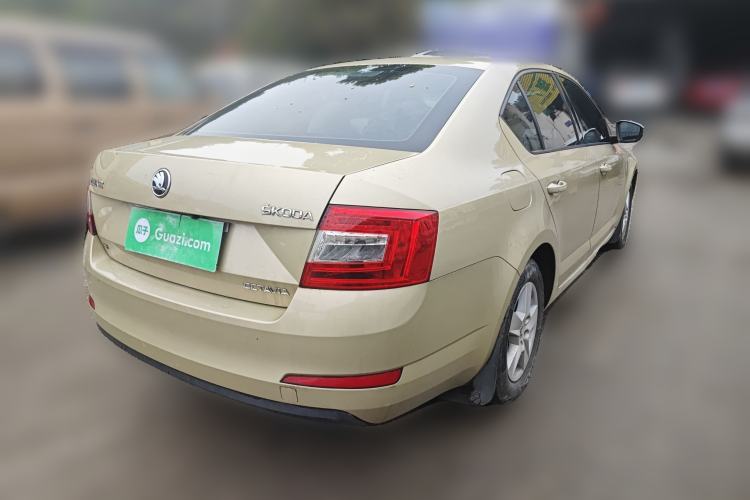 Used Skoda Octavia 2015 1.4TSI DSG Eado Edition Rear Right 45 Deg