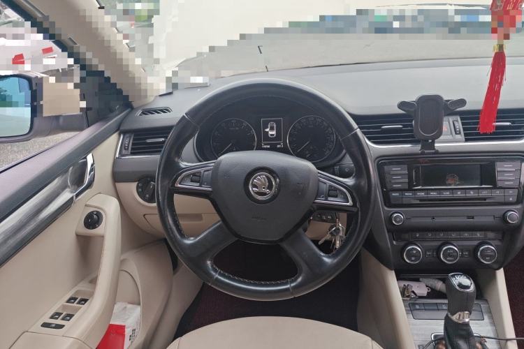 Used Skoda Octavia 2015 1.4TSI DSG Yijun Edition Steering Wheel