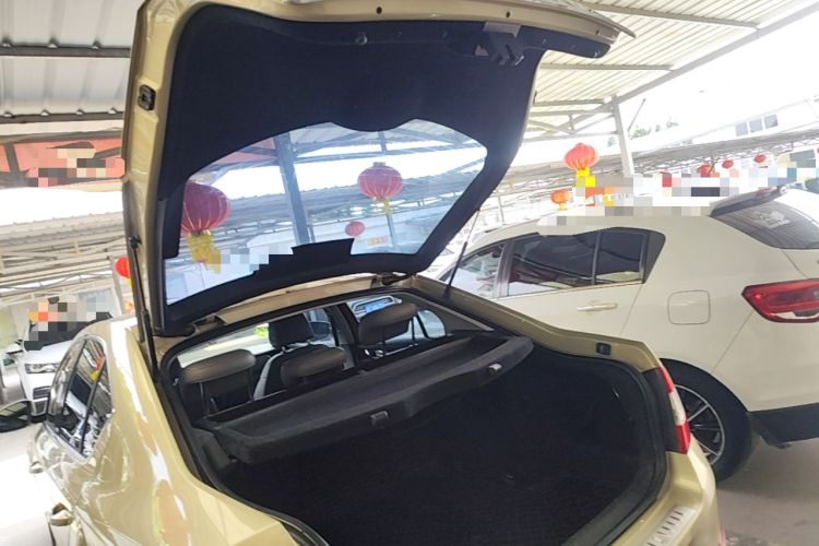 Used Skoda Octavia 2015 1.6L Automatic Yijun Edition Trunk