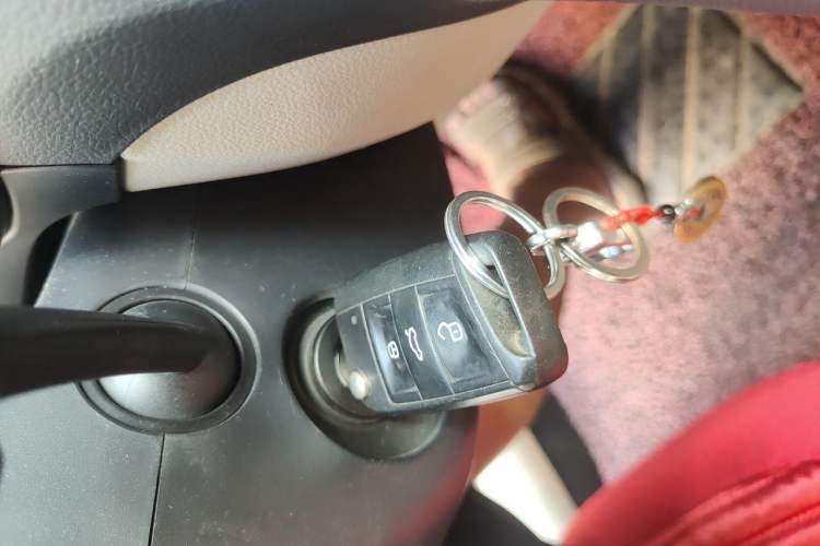 Used Skoda Octavia 2015 1.6L Manual Yijie Edition Vehicle Key