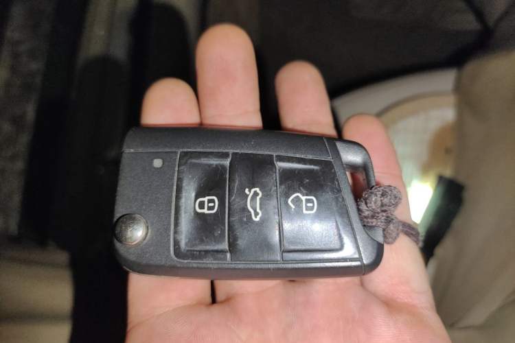 Used Skoda Octavia 2015 1.6L Automatic Yijie Edition Vehicle Key