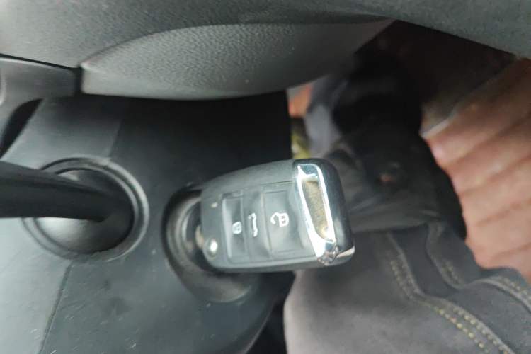 Used Skoda Octavia 2015 1.4TSI DSG Eado Edition Vehicle Key