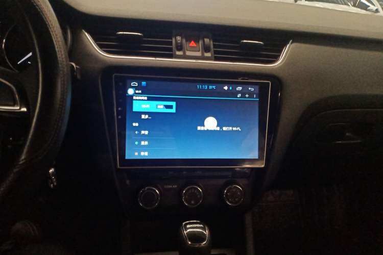 Used Skoda Octavia 2016 1.6L Automatic Chuanxing Edition Audio And AC Panel