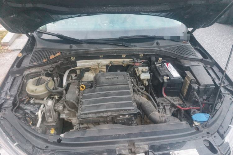 Used Skoda Octavia 2016 1.6L Automatic Smart Drive Edition Engine Bay