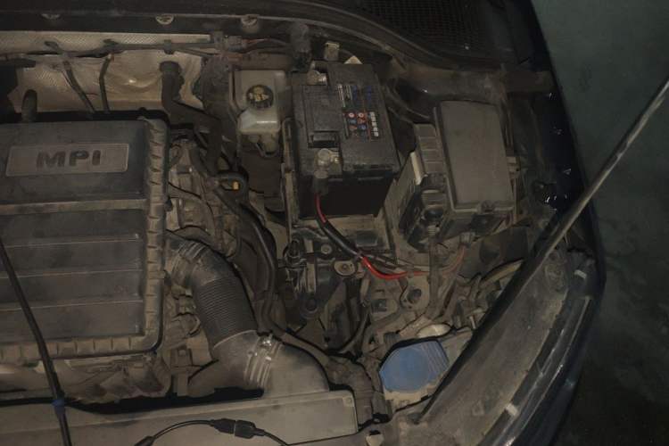 Used Skoda Octavia 2016 1.6L Manual Trend Edition Engine Bay Left