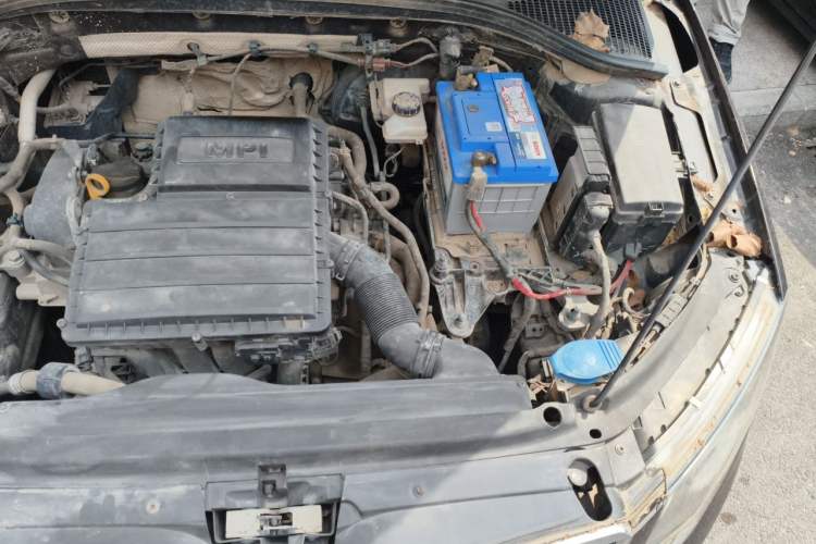 Used Skoda Octavia 2016 1.6L Manual Trend Edition Engine Bay Left