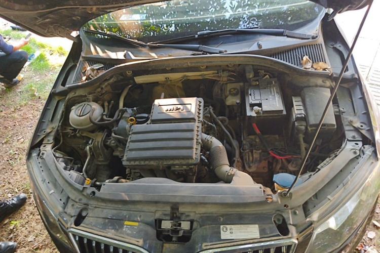 Used Skoda Octavia 2016 1.6L Automatic Chuanxing Edition Engine Bay