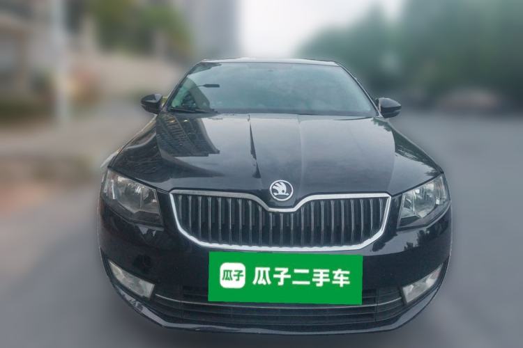 Used Skoda Octavia 2016 1.6L Automatic Smart Drive Edition Front