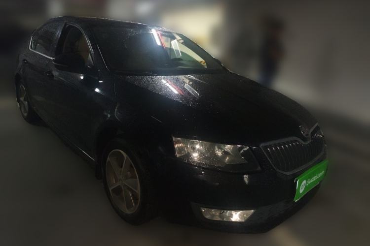 Used Skoda Octavia 2016 1.6L Manual Trend Edition Front Right 45 Deg