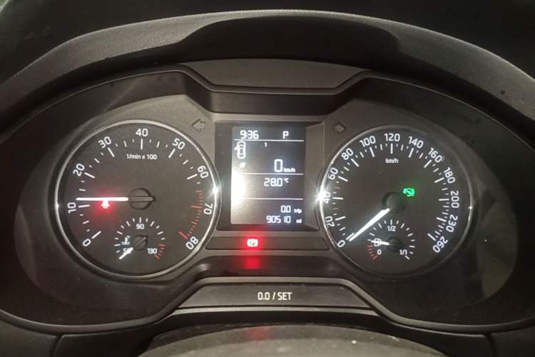 Used Skoda Octavia 2016 1.6L Automatic Chuanxing Edition Instrument Cluster