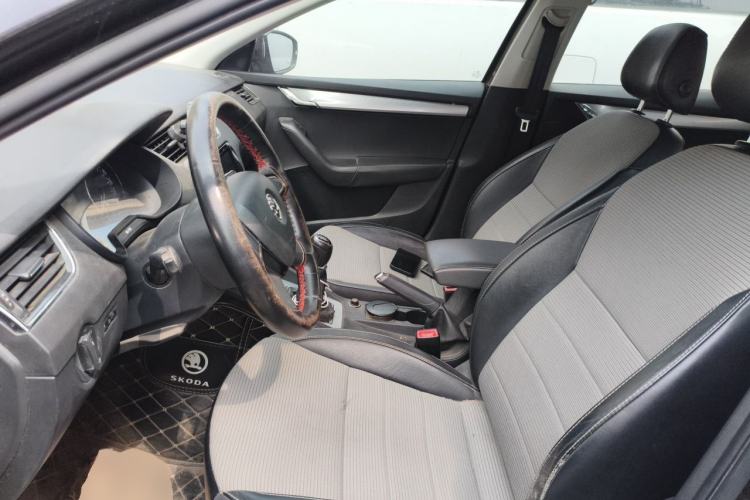 Used Skoda Octavia 2016 1.6L Manual Trend Edition Left Front Seat