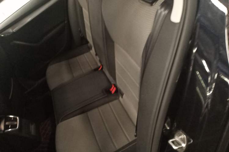 Used Skoda Octavia 2016 1.6L Automatic Chuanxing Edition Left Rear Seat