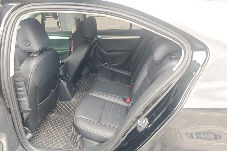 Used Skoda Octavia 2016 1.6L Automatic Chuanxing Edition Left Rear Seat