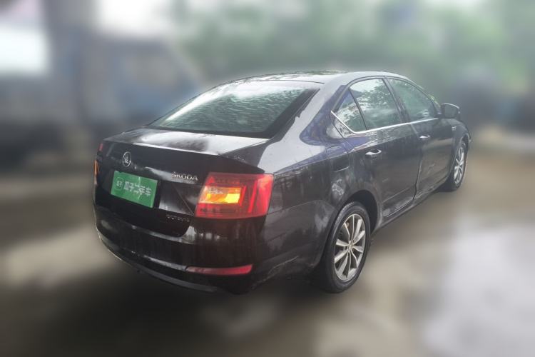 Used Skoda Octavia 2016 1.6L Manual Trend Edition Rear Right 45 Deg