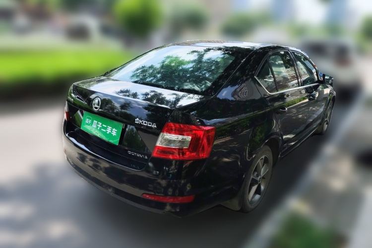 Used Skoda Octavia 2016 1.6L Automatic Chuanxing Edition Rear Right 45 Deg