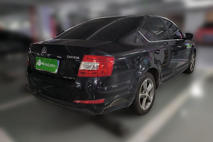 Used Skoda Octavia 2016 1.6L Automatic Chuanxing Edition Rear Right 45 Deg