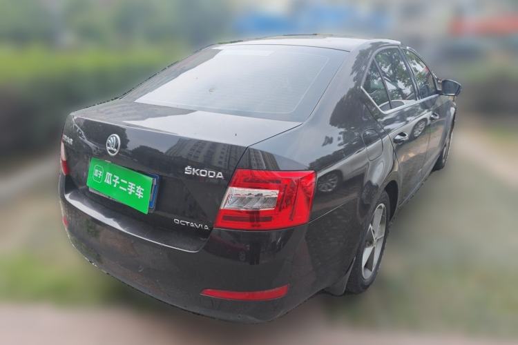 Used Skoda Octavia 2016 1.6L Manual Trend Edition Rear Right 45 Deg