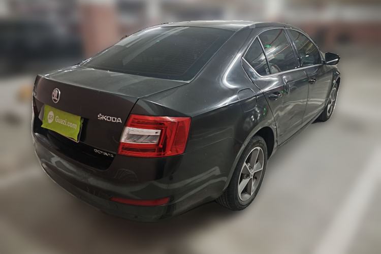 Used Skoda Octavia 2016 1.6L Automatic Chuanxing Edition Rear Right 45 Deg