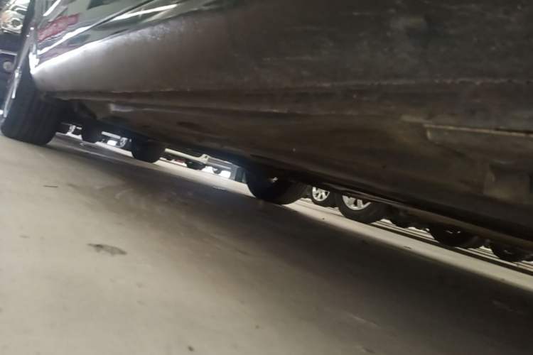 Used Skoda Octavia 2016 1.6L Automatic Chuanxing Edition Right Side Sill
