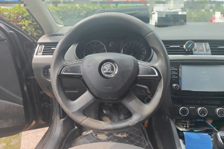 Used Skoda Octavia 2016 1.6L Manual Trend Edition Steering Wheel
