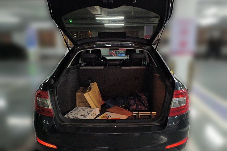 Used Skoda Octavia 2016 1.6L Automatic Chuanxing Edition Trunk