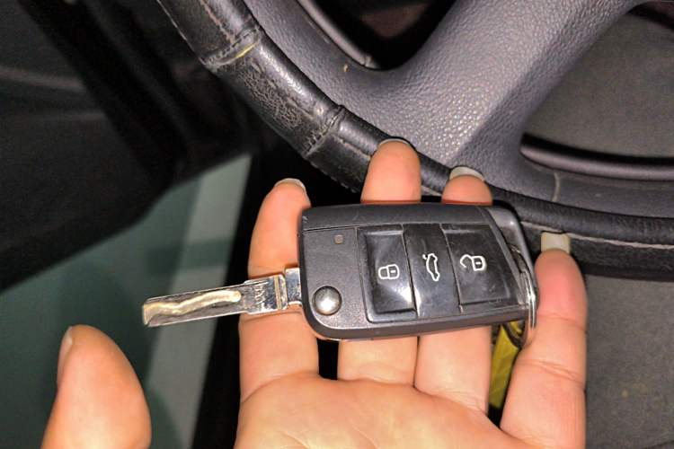 Used Skoda Octavia 2016 1.6L Automatic Chuanxing Edition Vehicle Key