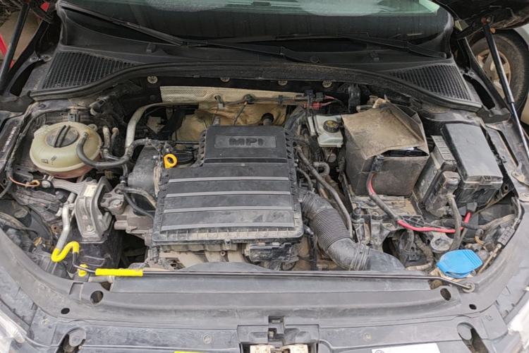 Used Skoda Octavia 2016 1.6L Automatic Smart Drive Edition Engine Bay