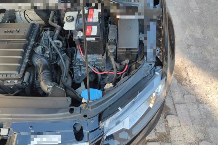 Used Skoda Octavia 2016 1.6L Manual Smart Drive Version Engine Bay Left