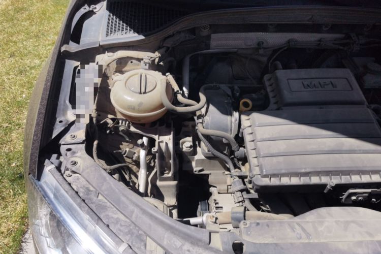 Used Skoda Octavia 2016 1.6L Manual Trend Edition Engine Bay Right