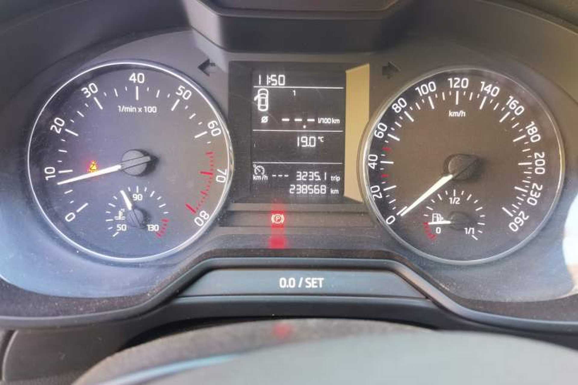 Used Skoda Octavia 2016 1.6L Manual Trend Edition Odometer Close Up