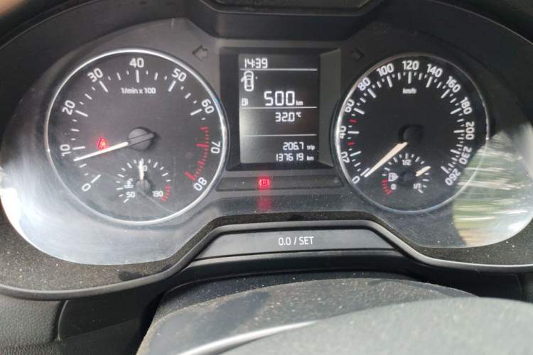Used Skoda Octavia 2016 1.6L Manual Trend Edition Odometer Close Up